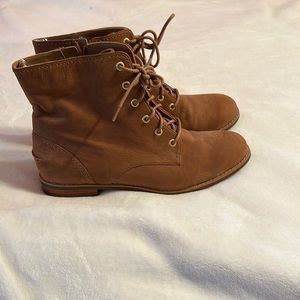 Sperry topsider desert boot